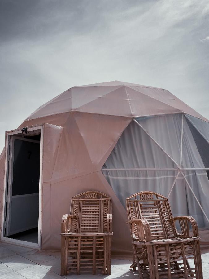 Sun Luxury Camp &Tour Apartment Wadi Rum Exterior photo