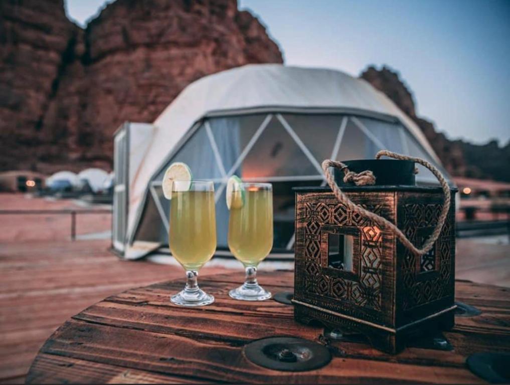 Sun Luxury Camp &Tour Apartment Wadi Rum Exterior photo