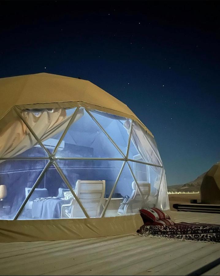 Sun Luxury Camp &Tour Apartment Wadi Rum Exterior photo